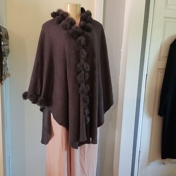 one size, Shaw new with out tags - Picture 1 of 12